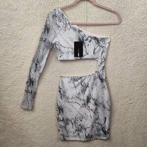 Fashion Nova Gray and White One Shoulder Bodycon Dress